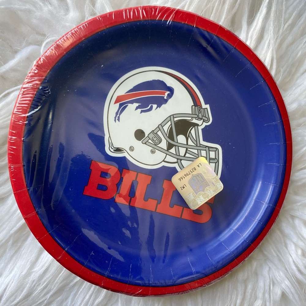 🦬🏈 Buffalo Bills Football Paper Plates